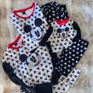 Mickey family matching pajama set
